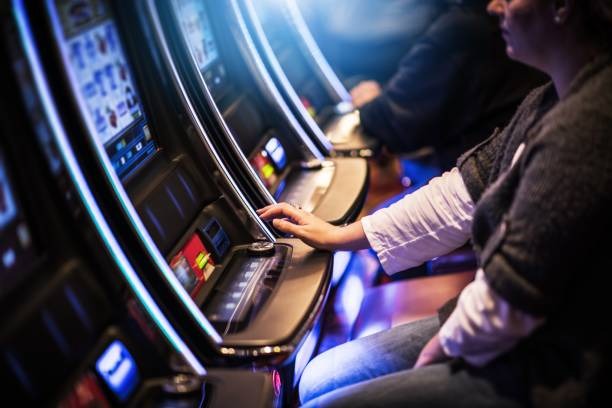 Texas Hold'em Bonus live dealer table